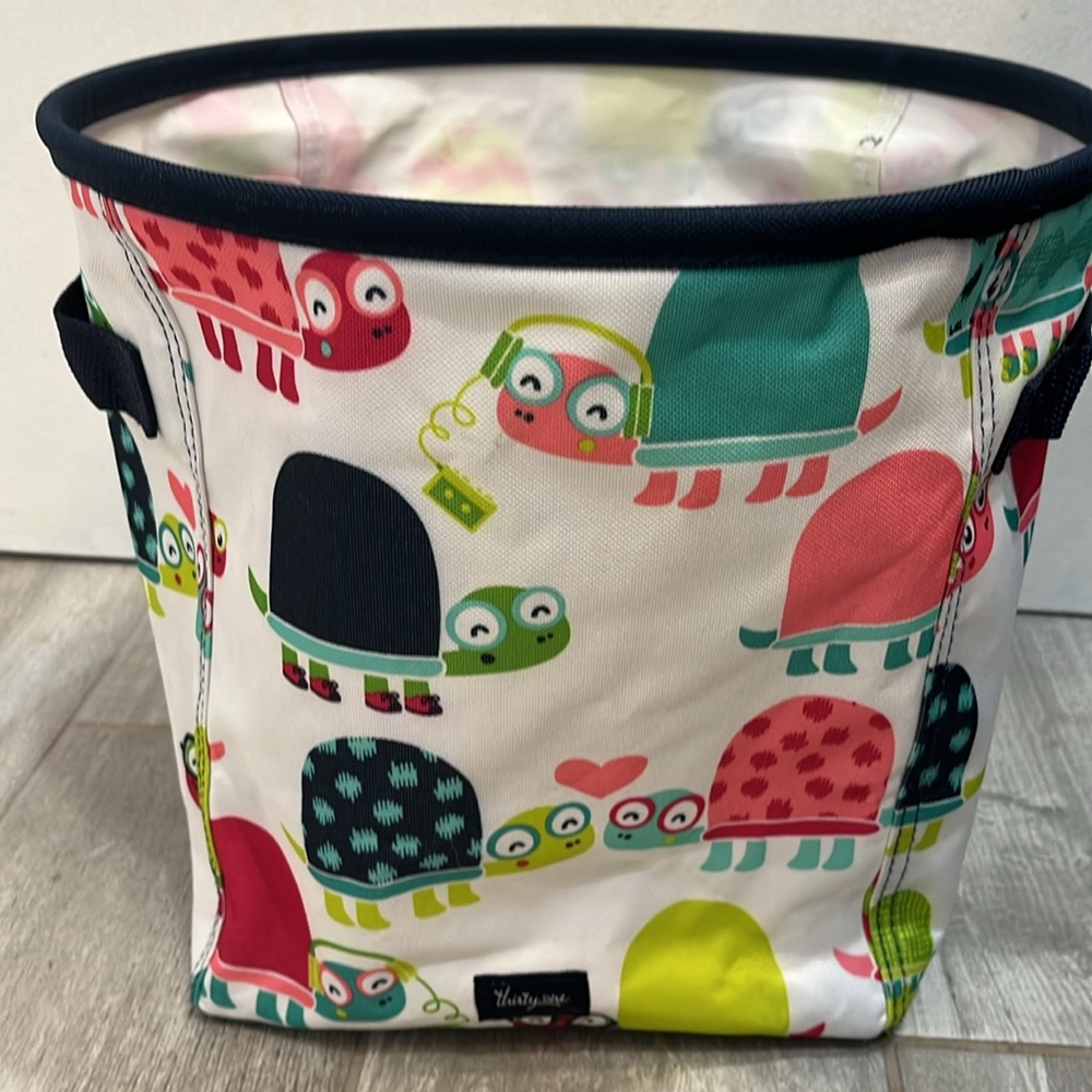 Thirty One Mini Storage Tote Bin W/ Handles in Topsy Turtles Print